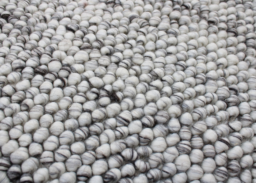 Pebbles, Hand Woven 80% Wool, 20% Cotton Rug - Light Grey / Ivory Rug
