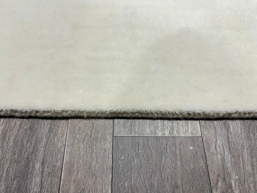 Dazzle White Ivory Color Handloom Knotted Rug 100% Pure Wool