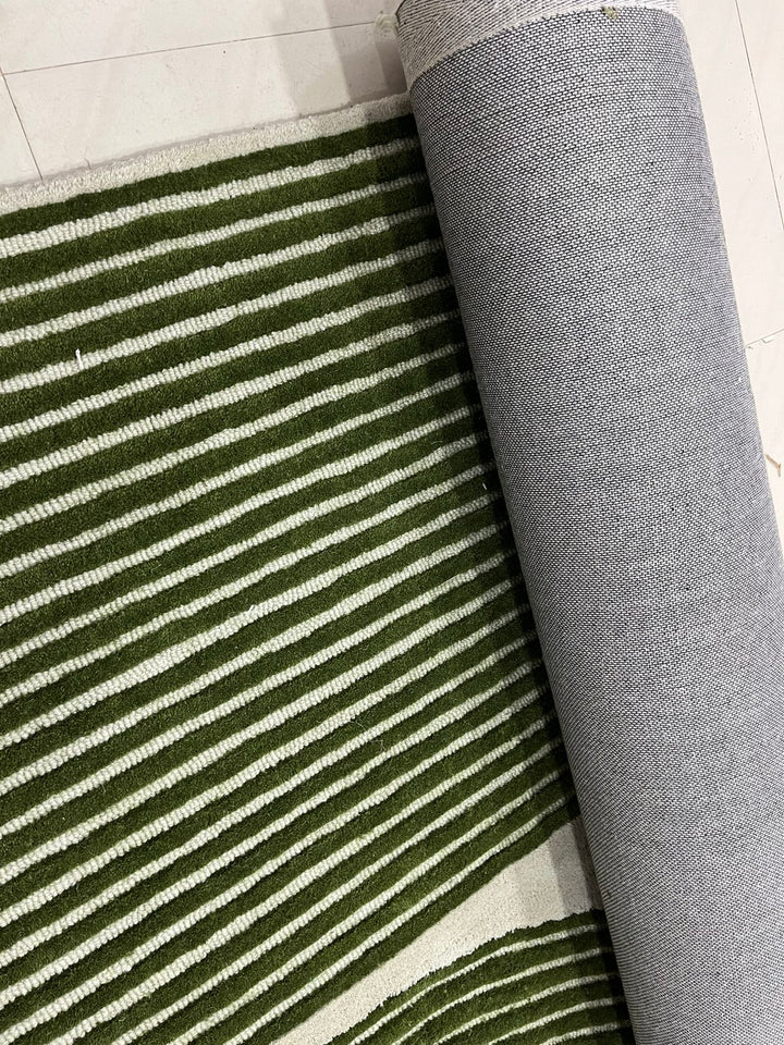 ARIA Viper Modern Rug 100% Wool Green Hand Tufted Rug
