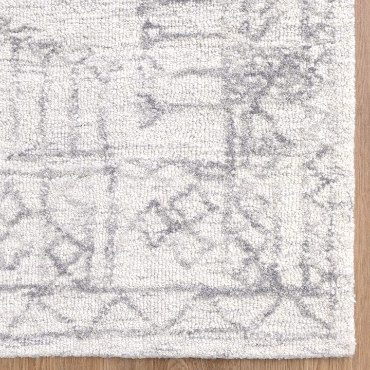 Zuri Orient Ivory Wool Rug