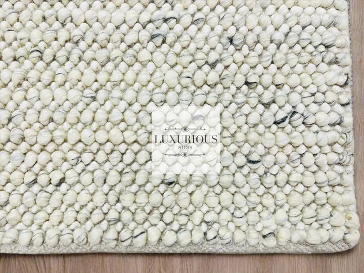 Pebbles Cherry Ice Ivory white Grey Hand-Woven wool Rug