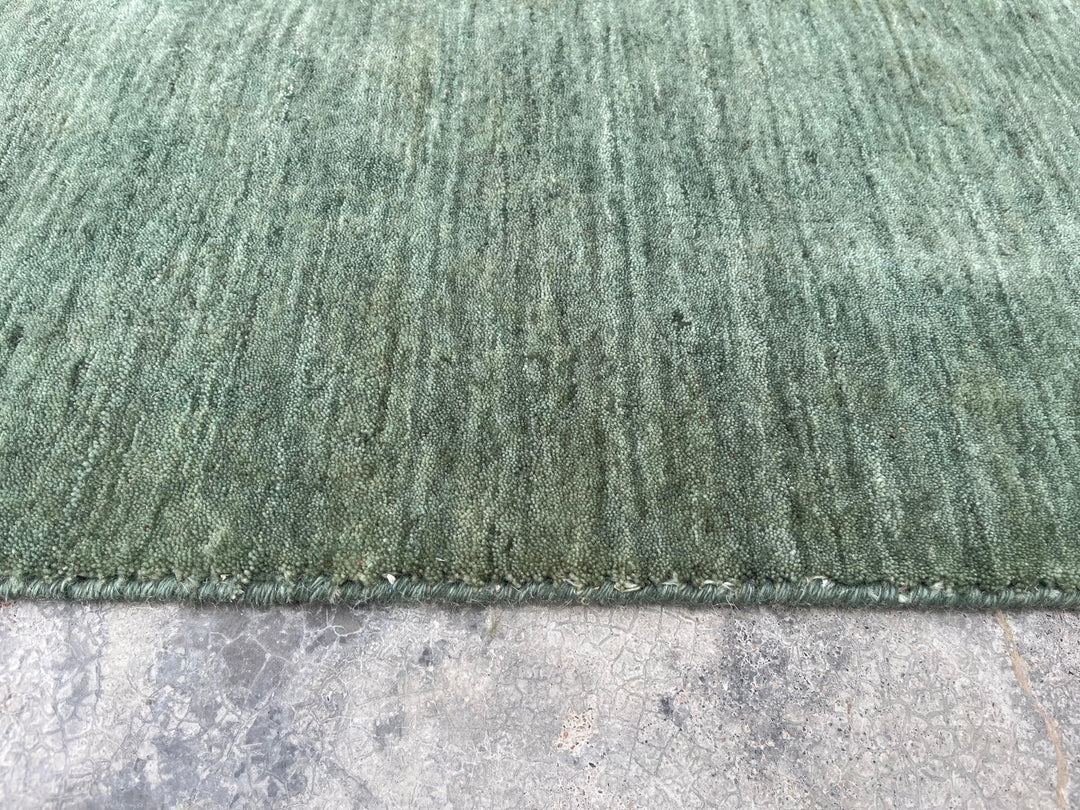 Dazzle Green Color Handloom Knotted Rug 100% Pure Wool