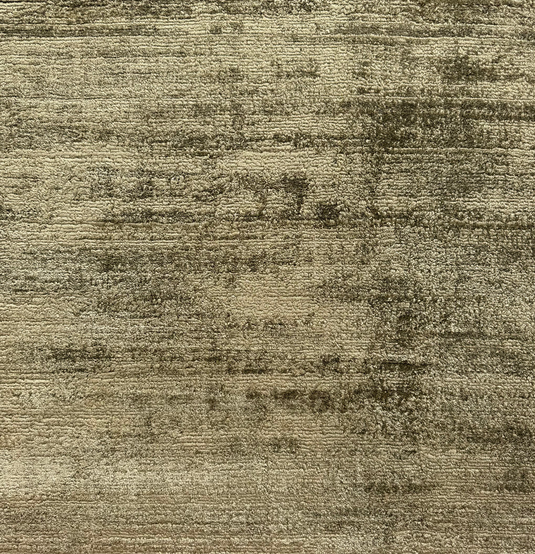 Amora Blade Olive Green Handloom Rug – 100% Viscose