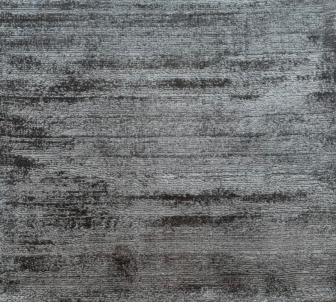 Amora Blade Dark Navy Handloom Rug – 100% Viscose