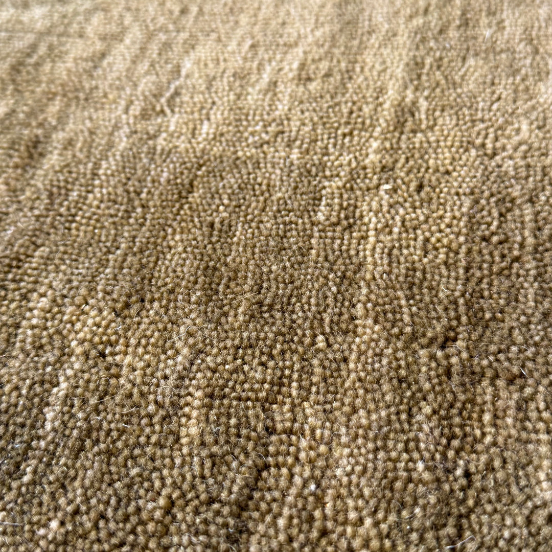 Veloura Olive Green Color Handloom Knotted Rug 100% Pure Wool