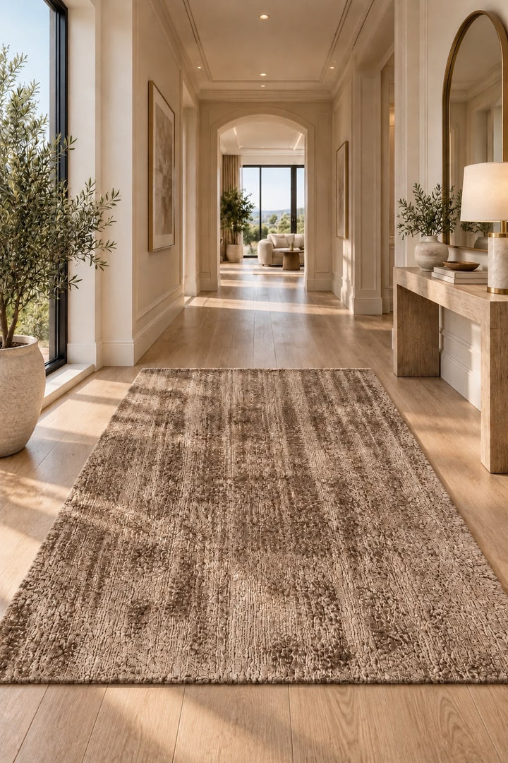 Amora Blade Brown Handloom Rug – 100% Viscose
