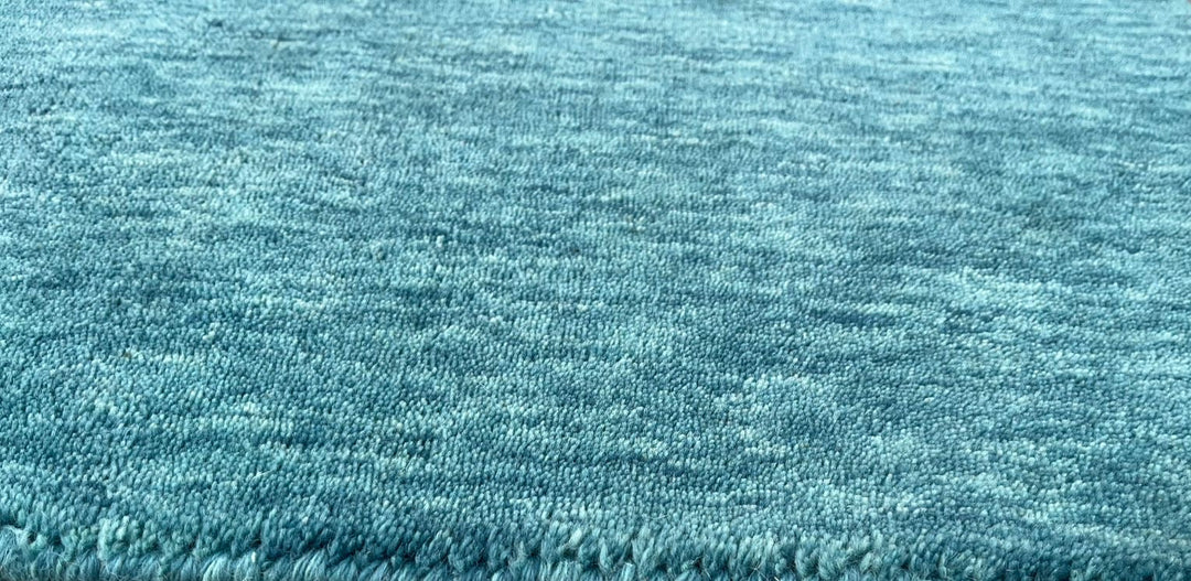 Dazzle Ocean Breeze Color Handloom Knotted Rug 100% Pure Wool