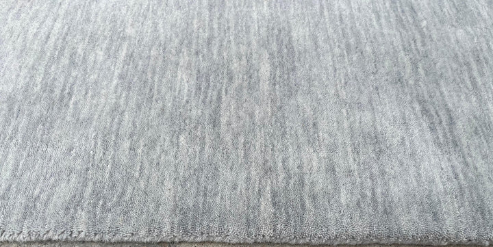 Dazzle Silver Cloud Color Handloom Knotted Rug 100% Pure Wool
