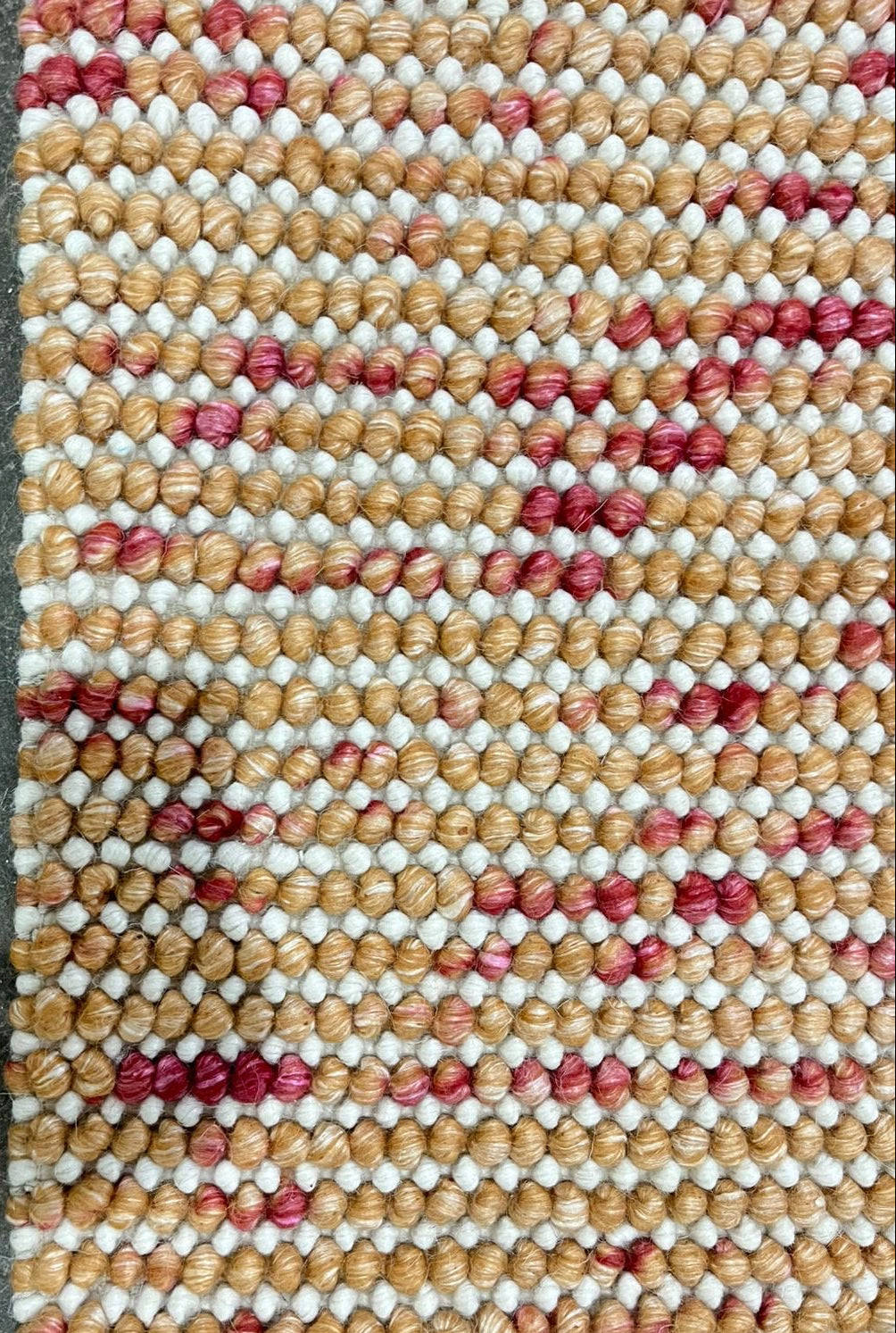 Pebbles Red Rug Pebbles Cherry Orange and Red Hand Woven Wool Rug – Luxurious Rugs