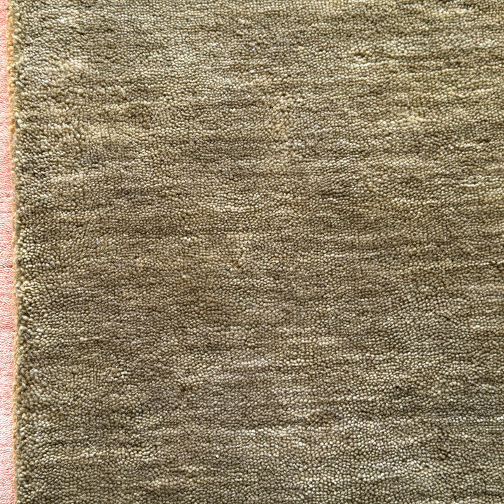 Veloura Olive Green Color Handloom Knotted Rug 100% Pure Wool