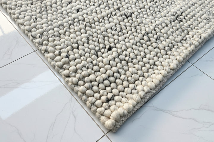 Pebbles Ice Ivory white Grey Hand-Woven wool Rug