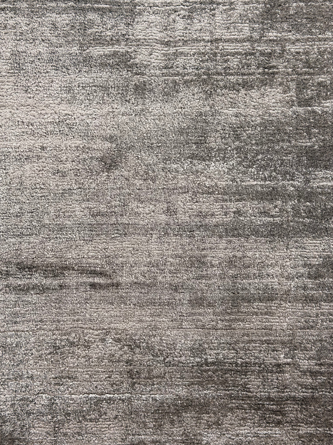 Amora Blade Grey Silver Handloom Rug – 100% Viscose