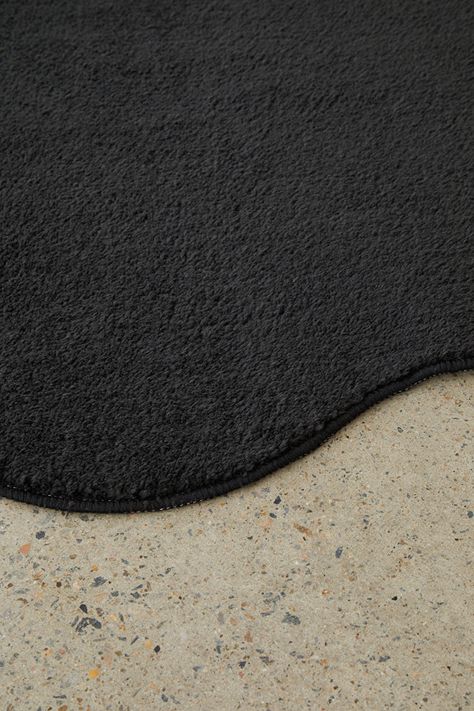 Evelyn Black Rug