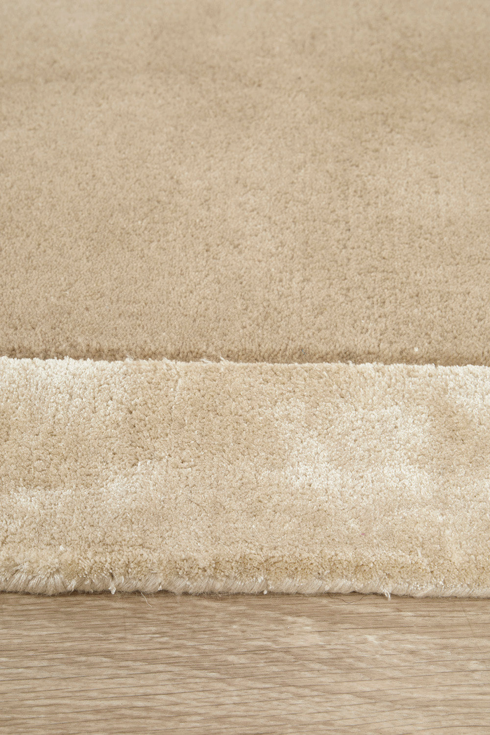 Hugo Husk Rug