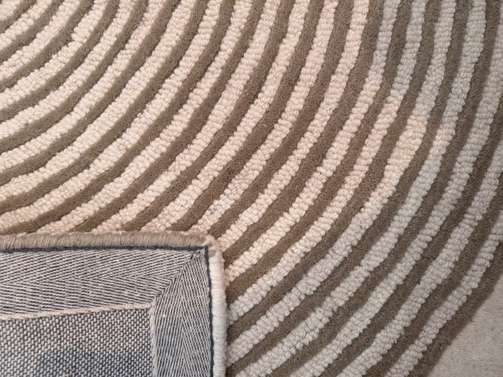 ARIA Viper Modern Rug 100% Wool Olive and Ivory Hand Tufted Rug