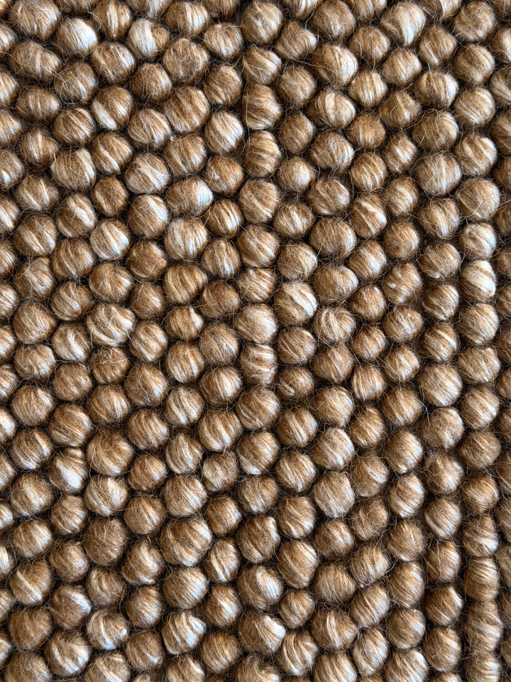 Pebbles Chocolate Brown and Ivory Color Hand-Woven Wool Rug