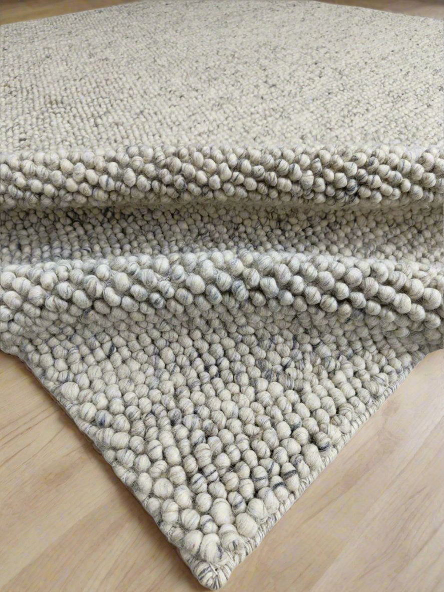 Pebble Collection – Luxurious Rugs
