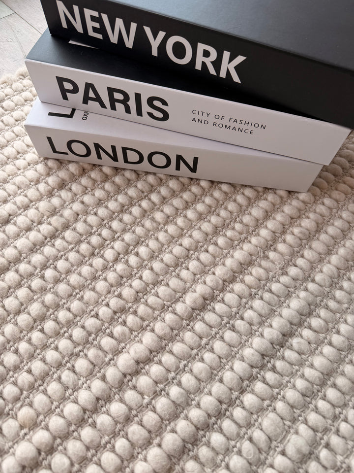 SKANDI IVORY White Felted Color Chunky Wool rug