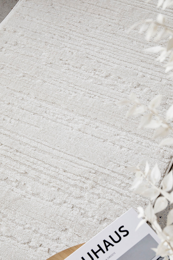 Serenade Ezra White Runner Rug