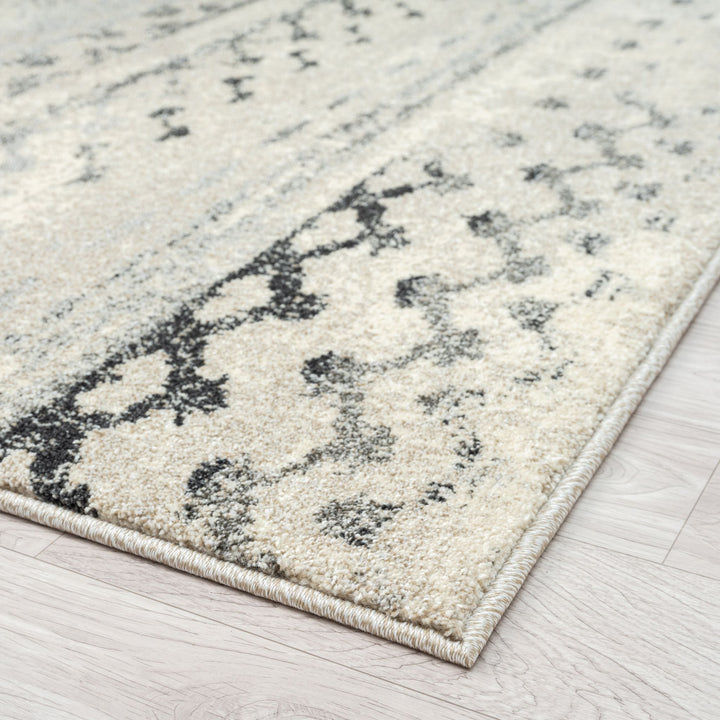 Everton 486 Ivory Runner