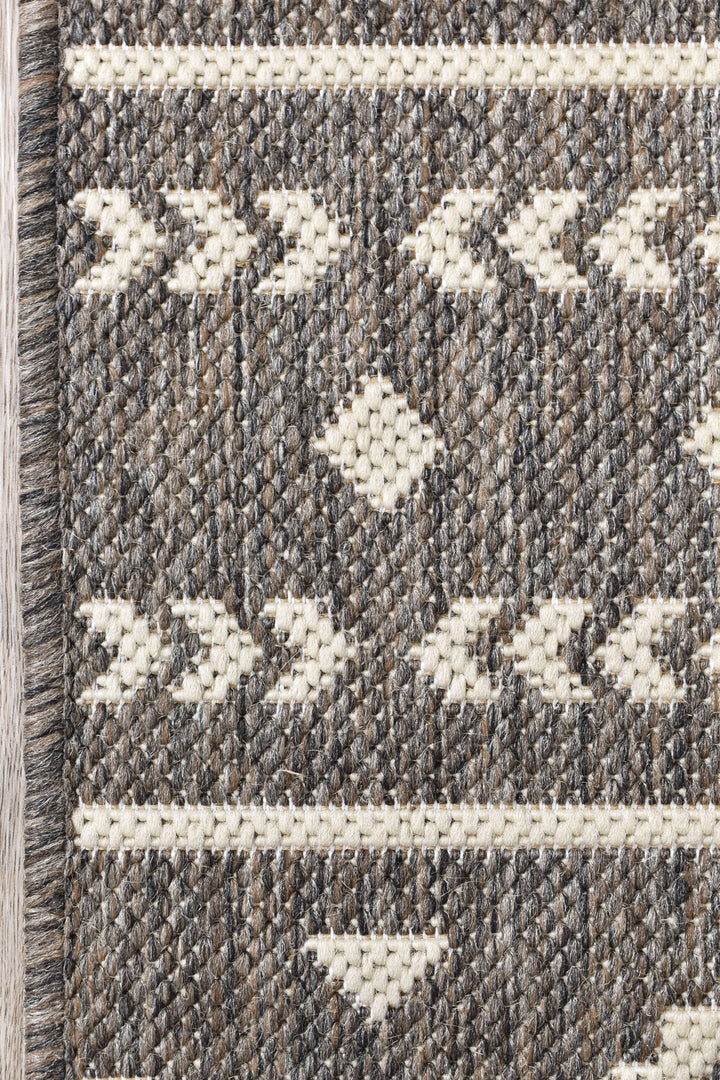 Long Island Brown Rug 3333-W71E