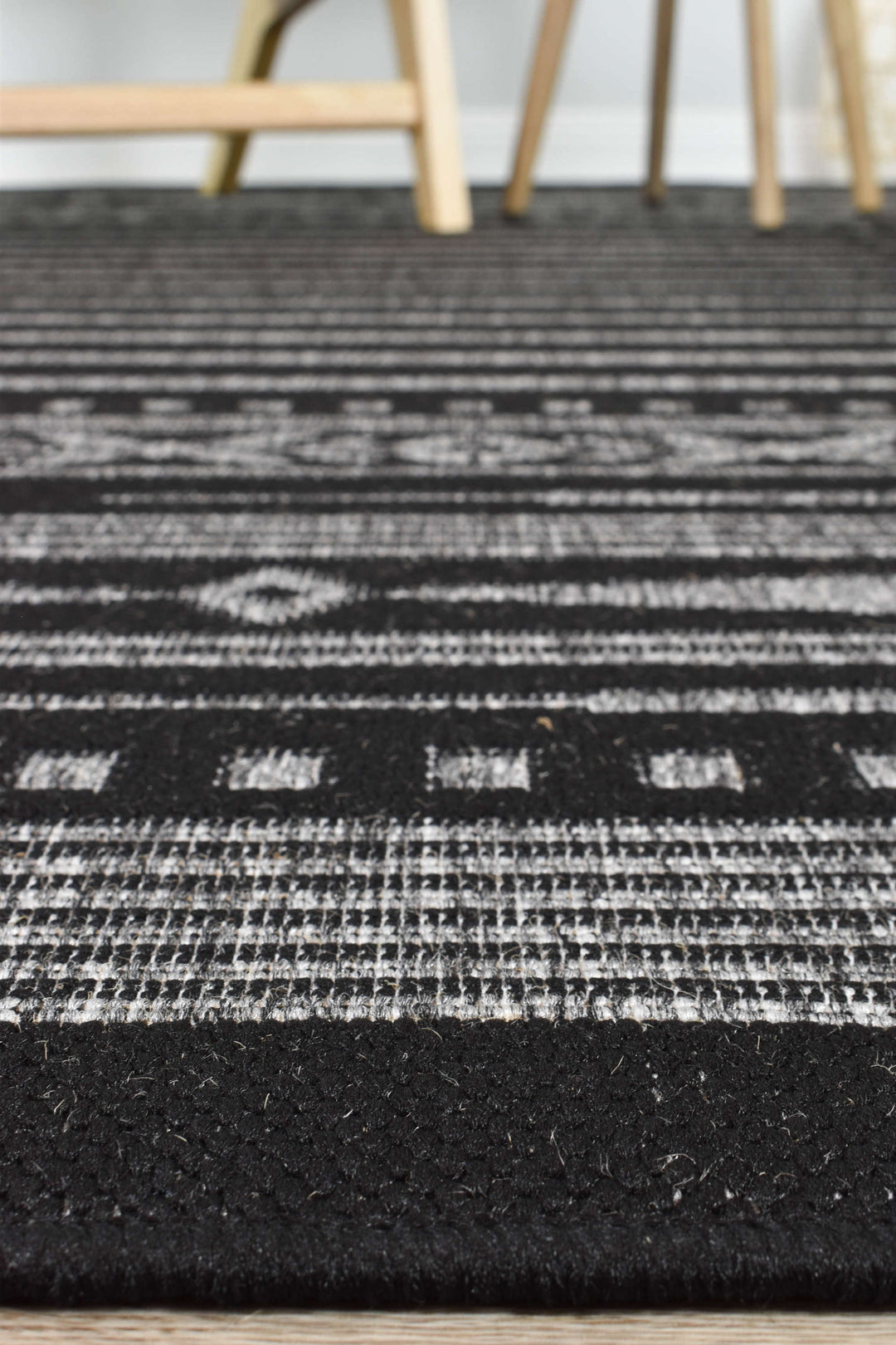 Long Island Dark Grey Rug 5609-DM9K
