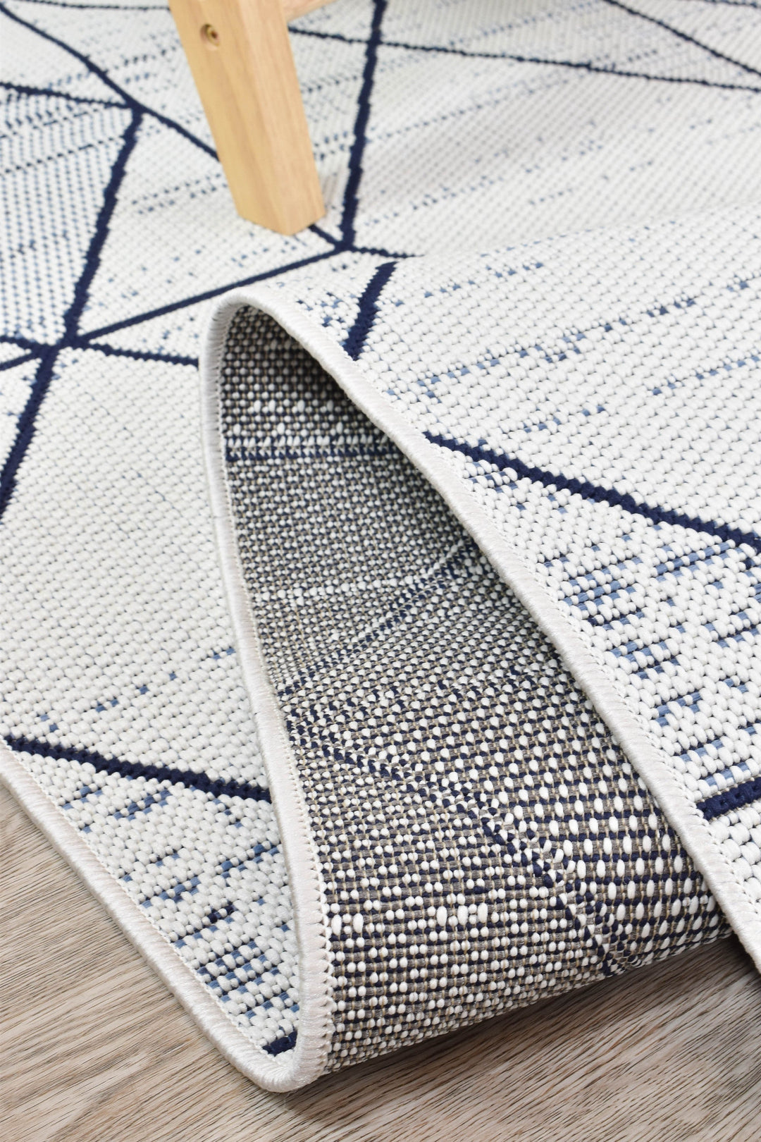 Iris White Blue Rug 47277-396