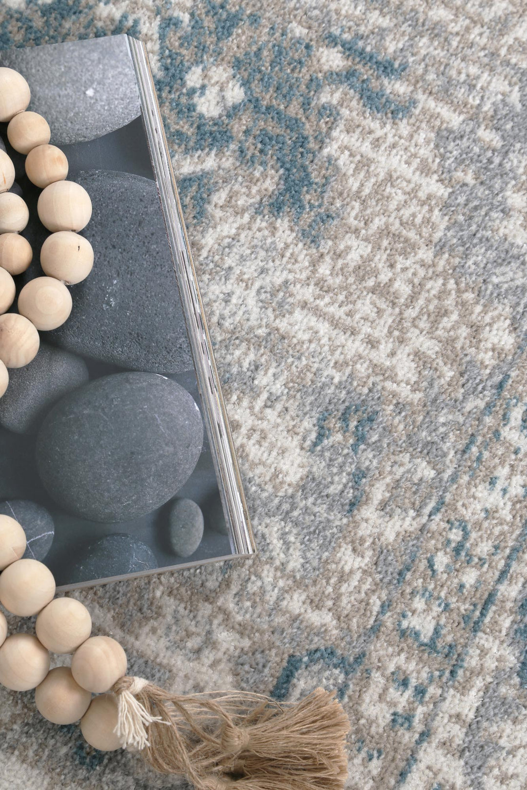 Limani Antwerp Cream & Blue Traditional Soft Rug