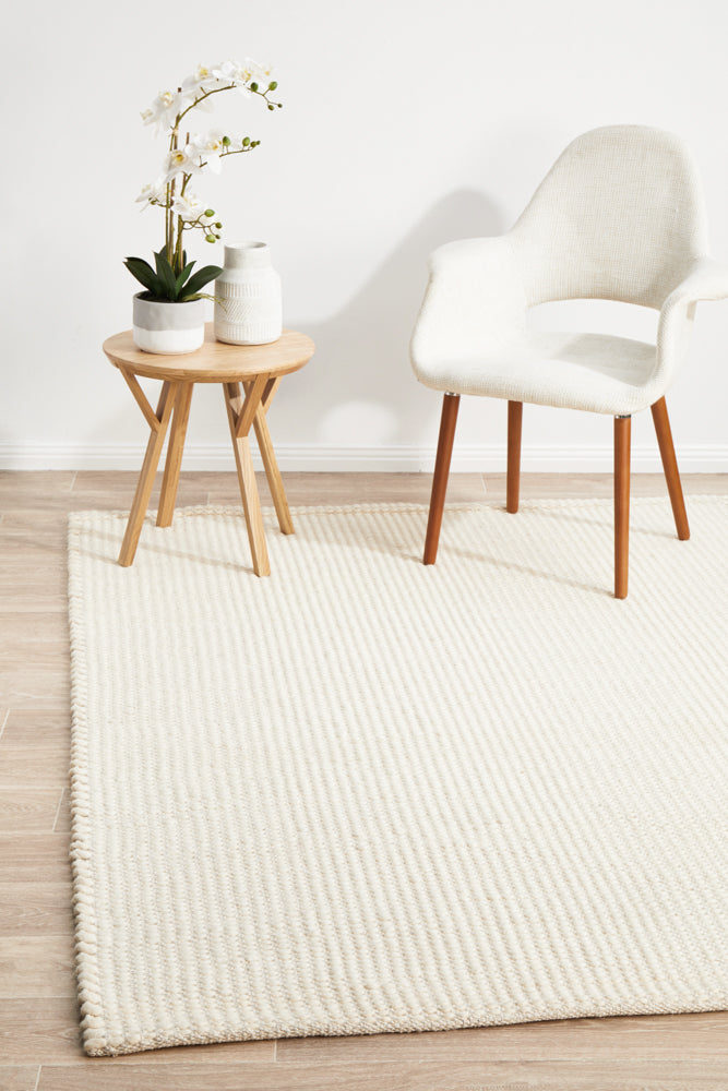 SKANDI IVORY White Felted Wool Floor Rug – Luxurious Rugs